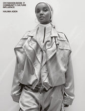 Load image into Gallery viewer, CR Fashion Book - Issue 17
